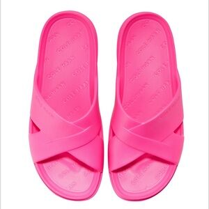 Cole Haan Women's Pink Cut Out Lightweight Findra Round Toe Sandal Size 7